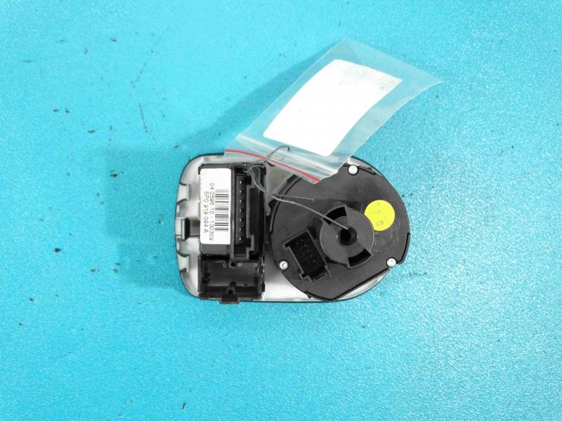 Перемикач кнопка Seat Leon 1P1941431BH — фото деталі 2