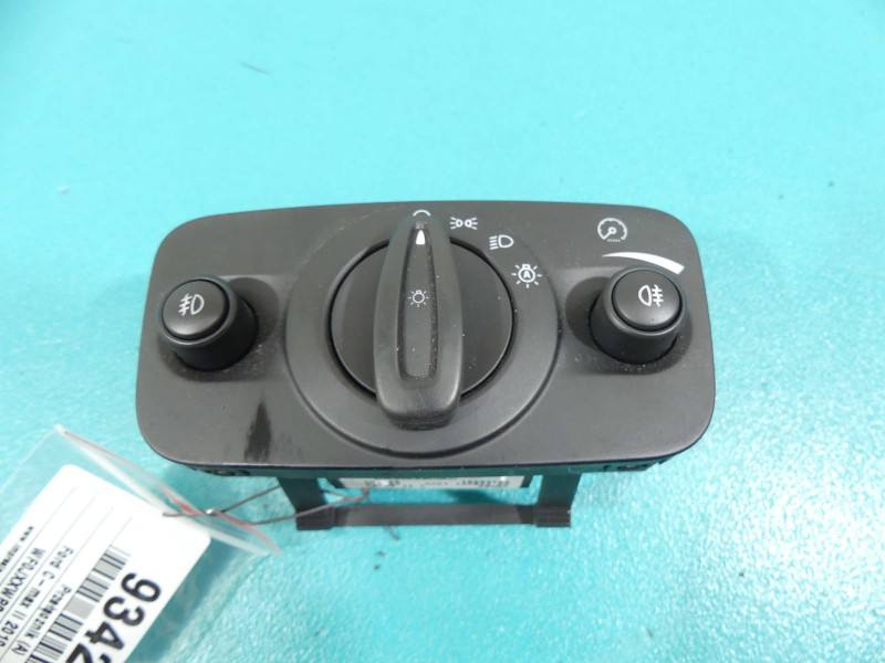 Переключатель кнопка Ford C-Max AV6T-13A024-EA
