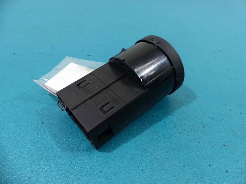 Перемикач кнопка Seat Exeo 3R0941531A — фото деталі 3