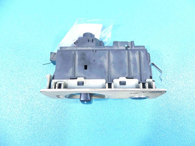 Перемикач кнопка Mercedes R W251 A2515453404 — фото деталі 5