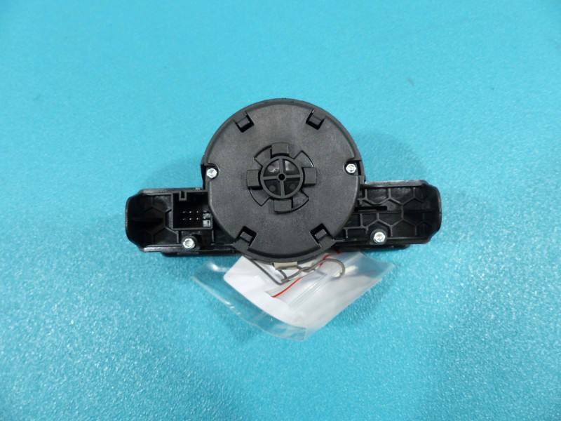 Перемикач кнопка Mercedes E C207 A2129050951 — фото деталі 3