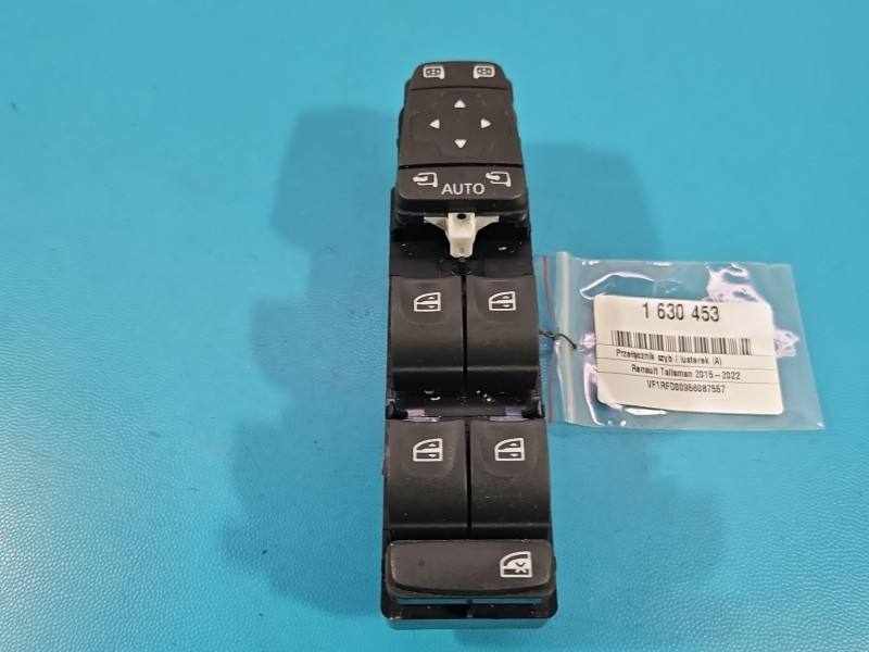 Блок кнопок стеклоподъемников Renault Talisman 254012952R — фото детали 2