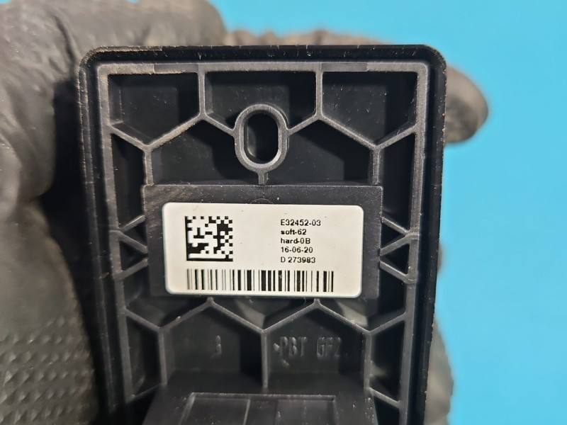 Блок кнопок стеклоподъемников Renault Talisman 254012952R — фото детали 6