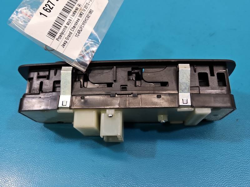 Блок кнопок склопідйомників Jeep Grand Cherokee 68319803AA — фото деталі 6
