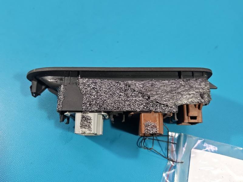 Блок кнопок склопідйомників Renault Megane 2 156018070 — фото деталі 4