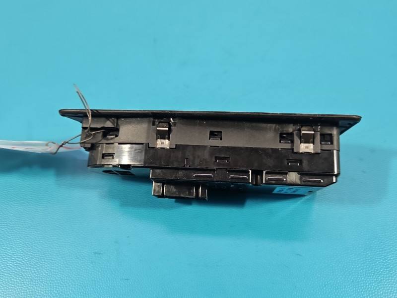Блок кнопок склопідйомників BMW 1 E87 9155491 — фото деталі 3