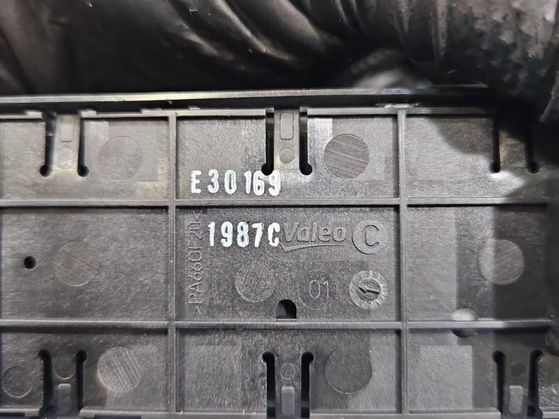Блок кнопок склопідйомників Renault Laguna 809610007R — фото деталі 6