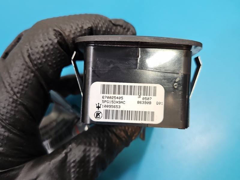 Блок кнопок склопідйомників Maserati Ghibli 670025405 — фото деталі 5