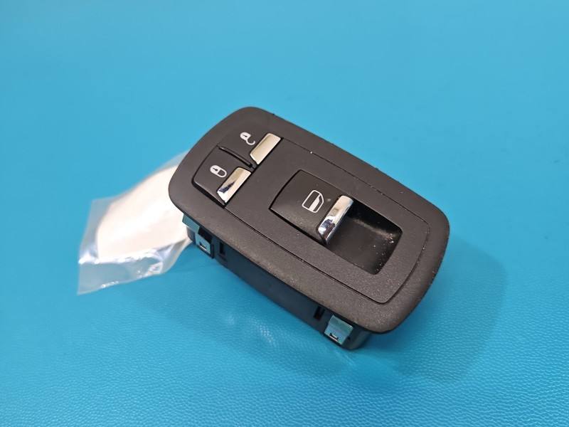 Блок кнопок склопідйомників Maserati Ghibli 670025405