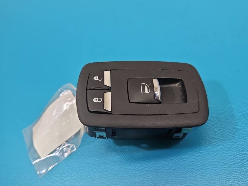 Блок кнопок склопідйомників Maserati Ghibli 670025405 — фото деталі 2