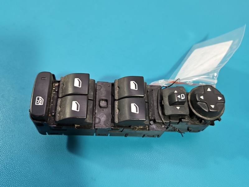 Блок кнопок склопідйомників Opel Grandland 98248414ZD — фото деталі 2