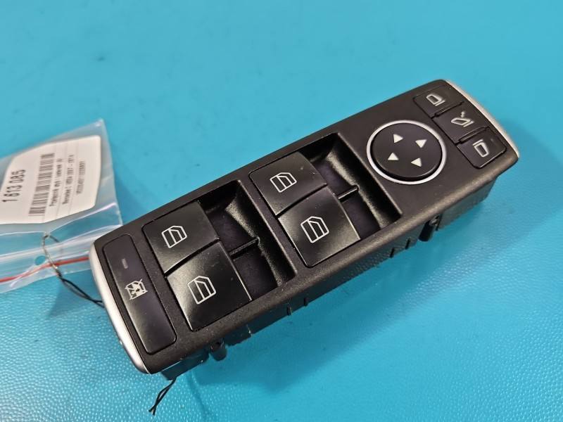 Блок кнопок склопідйомників Mercedes C W204 A2049055402