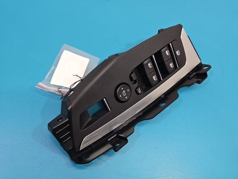 Блок кнопок склопідйомників BMW X3 G01 6832729