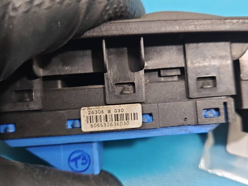 Блок кнопок склопідйомників Fiat Punto — фото деталі 7