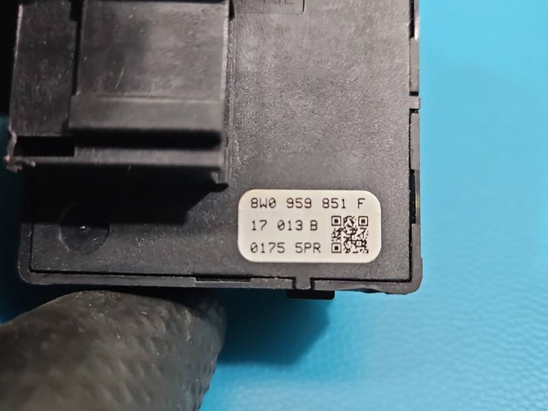 Блок кнопок склопідйомників Audi A5 8T 8W0959851F — фото деталі 5