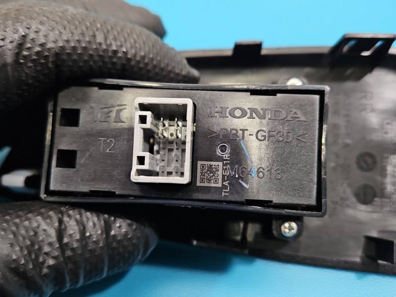Блок кнопок склопідйомників Honda CR-V 83741-TLA-Q010 — фото деталі 6