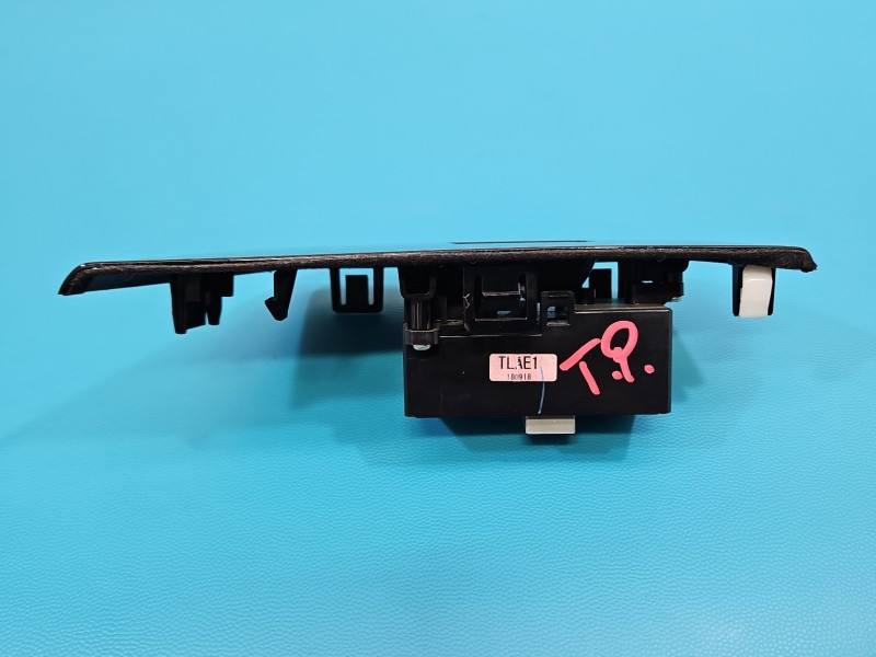 Блок кнопок склопідйомників Honda CR-V 83741-TLA-Q010 — фото деталі 8