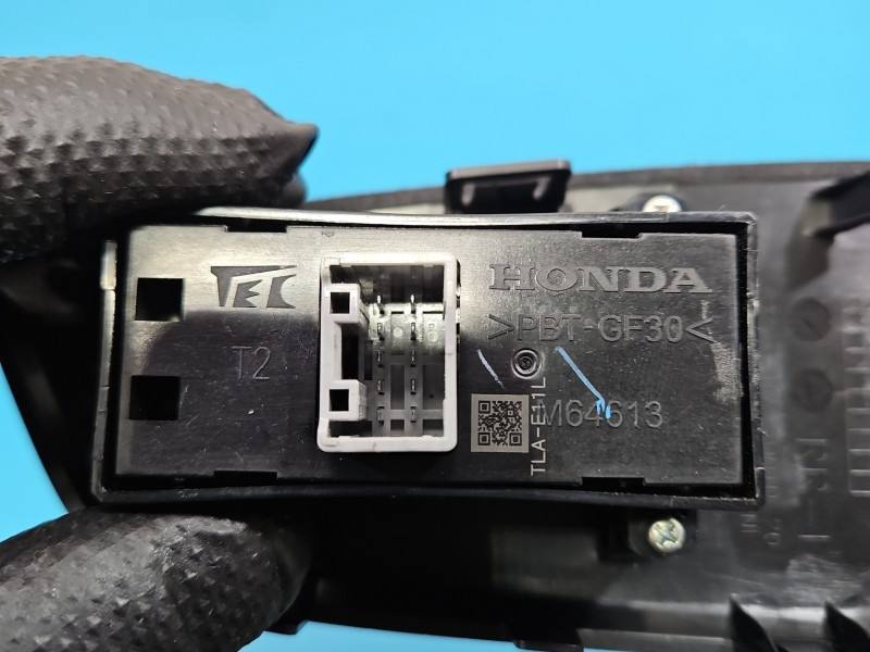 Блок кнопок склопідйомників Honda CR-V 83791-TLA-Q010 — фото деталі 6