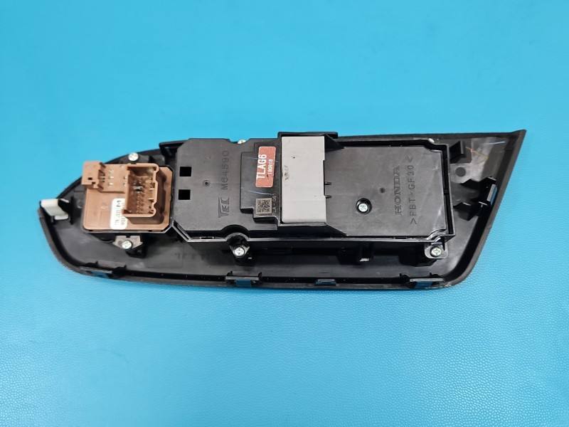 Блок кнопок склопідйомників Honda CR-V M64590 — фото деталі 5