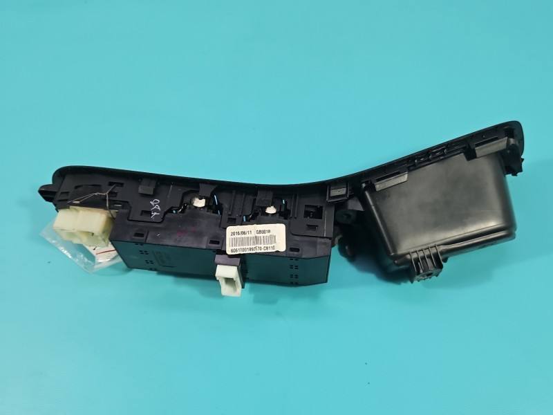 Блок кнопок стеклоподъемников Hyundai I20 93570-C8110 — фото детали 4