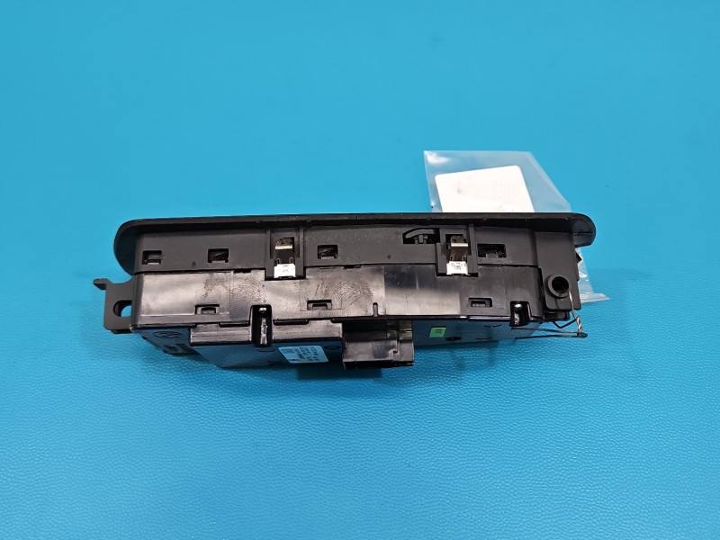 Блок кнопок склопідйомників BMW 7 F01 9163574 — фото деталі 3