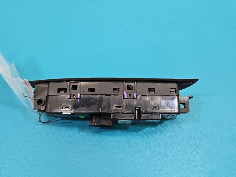 Блок кнопок склопідйомників BMW 7 F01 9163574 — фото деталі 7
