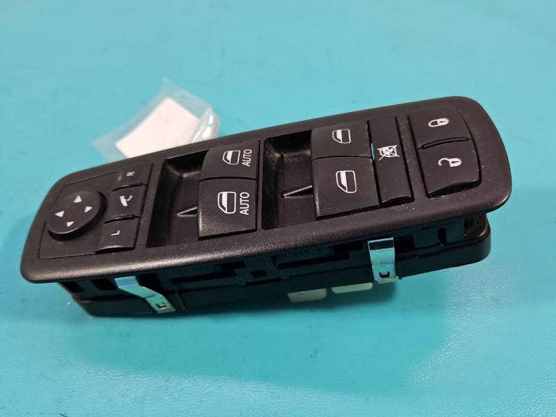 Блок кнопок склопідйомників Jeep Grand Cherokee 68289803AB — фото деталі 3