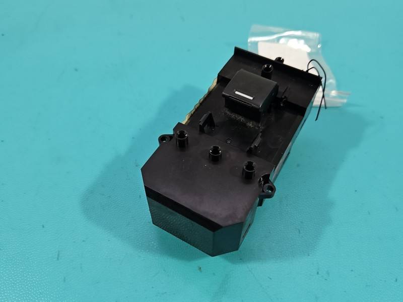 Блок кнопок склопідйомників Honda Civic 83540TV1G510 — фото деталі 3