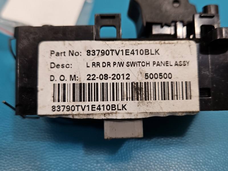 Блок кнопок стеклоподъемников Honda Civic 83790TV1E410BLK — фото детали 4