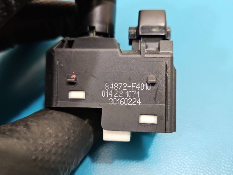 Блок кнопок склопідйомників Toyota C-HR 84872-F4010 — фото деталі 4