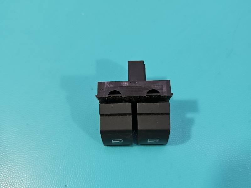 Блок кнопок склопідйомників Volkswagen Caddy 1K3959857C — фото деталі 3