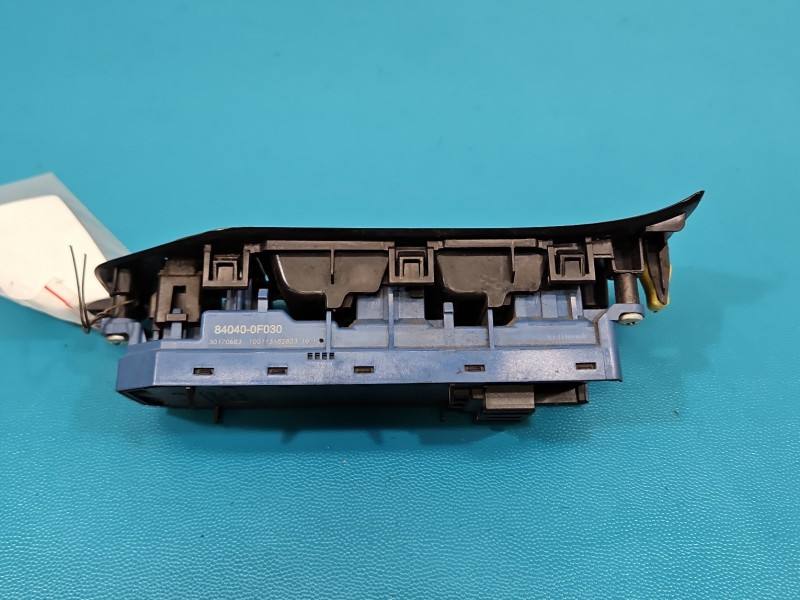 Блок кнопок стеклоподъемников Toyota Verso 84040-0F030 — фото детали 3