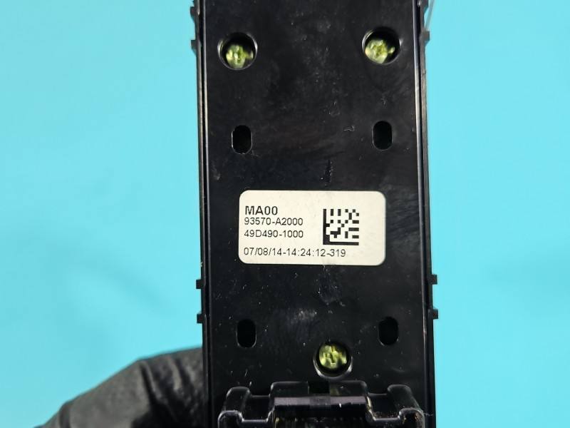 Блок кнопок склопідйомників Kia Ceed 93570-A2000 — фото деталі 6