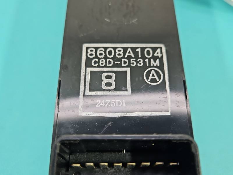 Блок кнопок стеклоподъемников Mitsubishi Outlander 8608A104 — фото детали 6