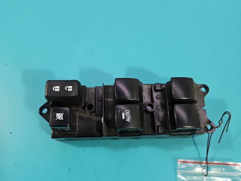 Блок кнопок склопідйомників Mitsubishi Eclipse 8608A323 — фото деталі 4