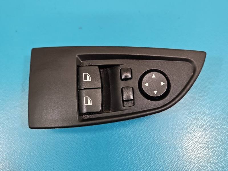 Блок кнопок склопідйомників BMW i3 9226269 — фото деталі 2