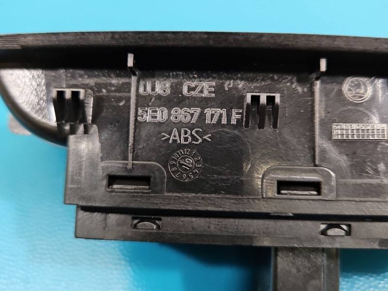 Блок кнопок склопідйомників Skoda Octavia 3 5E0959857A — фото деталі 4