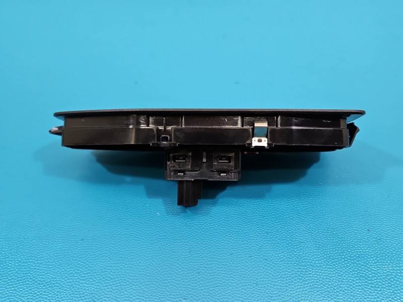 Блок кнопок стеклоподъемников BMW IX1 U11 9423240 — фото детали 3