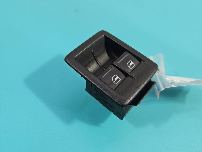 Блок кнопок склопідйомників Volkswagen Scirocco 1K8959527