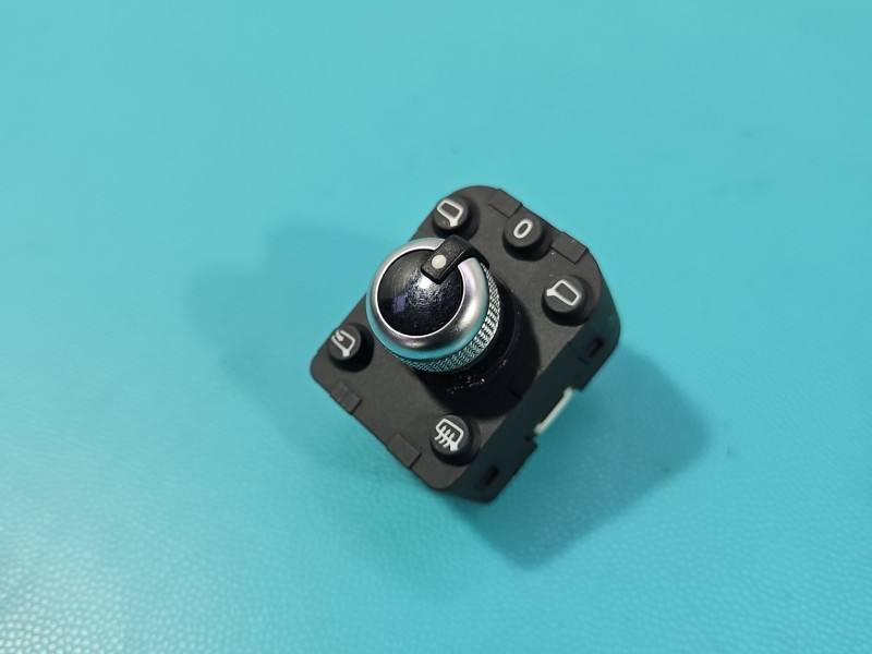 Блок кнопок склопідйомників Audi Q7 4M0959565M