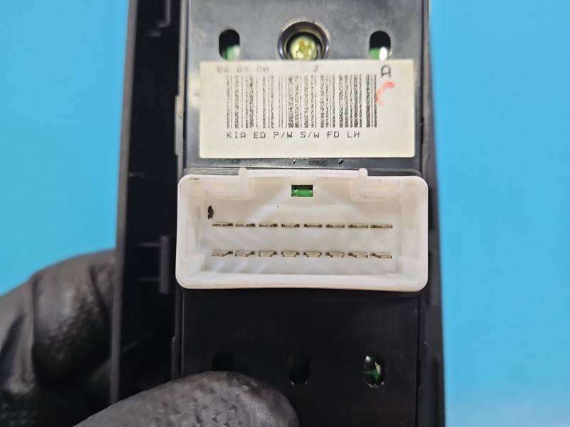 Блок кнопок склопідйомників Kia Ceed 82351-1H020 — фото деталі 5