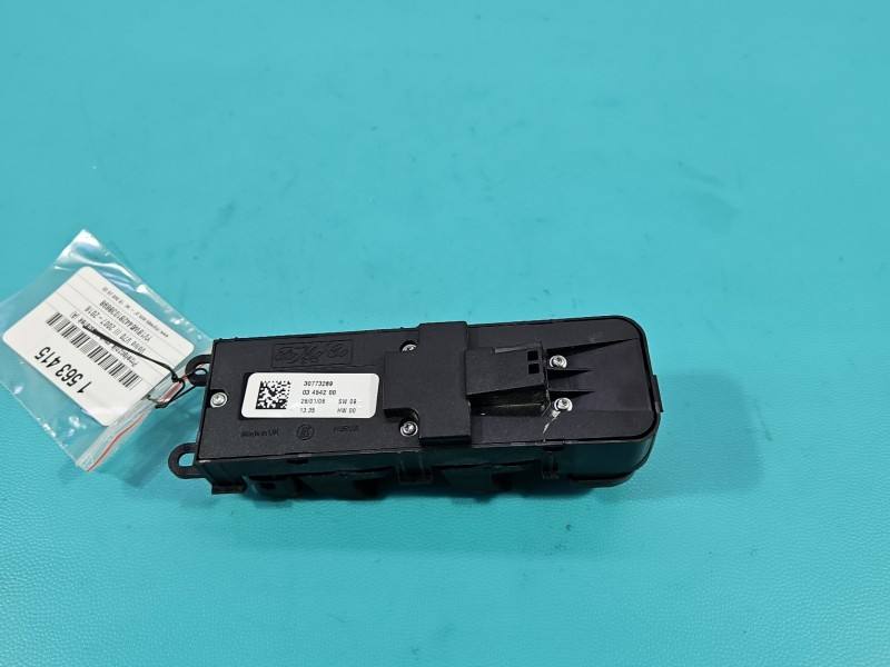 Блок кнопок стеклоподъемников Volvo V70 30773269 — фото детали 3