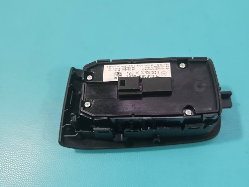 Блок кнопок склопідйомників Mercedes S W222 A2229059808 — фото деталі 3