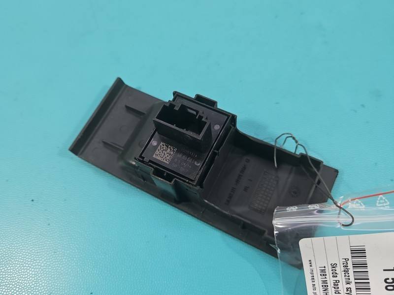 Блок кнопок стеклоподъемников Skoda Rapid 5JB959858B — фото детали 5