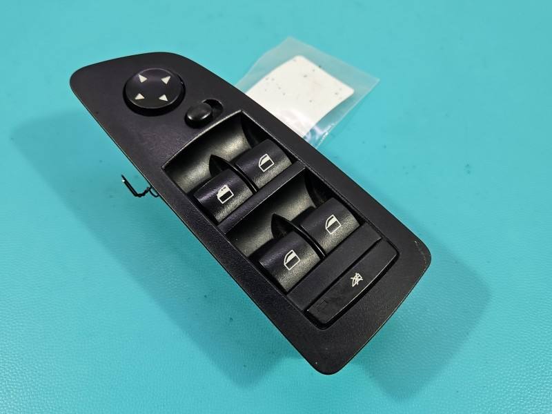 Блок кнопок склопідйомників BMW 1 E87 6970206