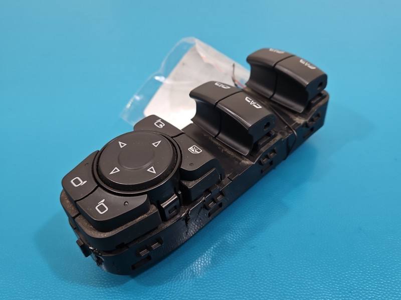 Блок кнопок стеклоподъемников Opel Insignia 26218339