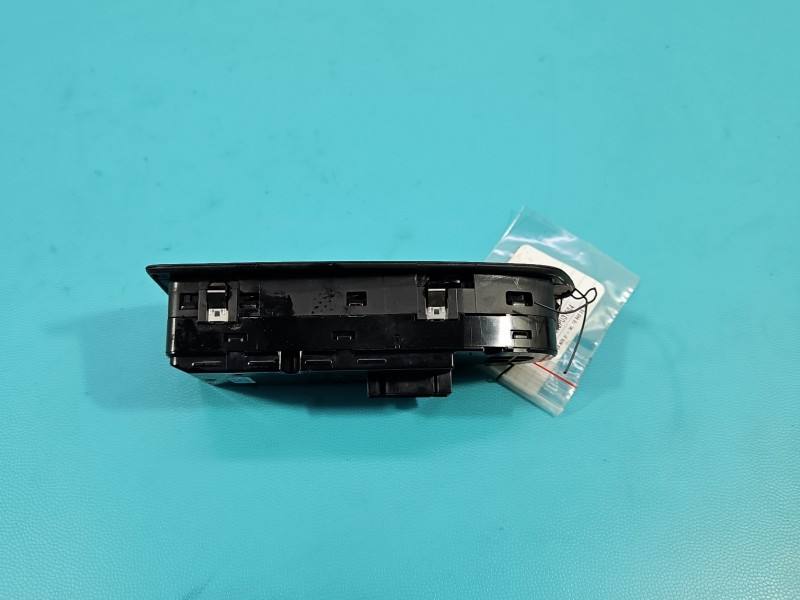 Блок кнопок склопідйомників BMW 1 E87 6970206 — фото деталі 3