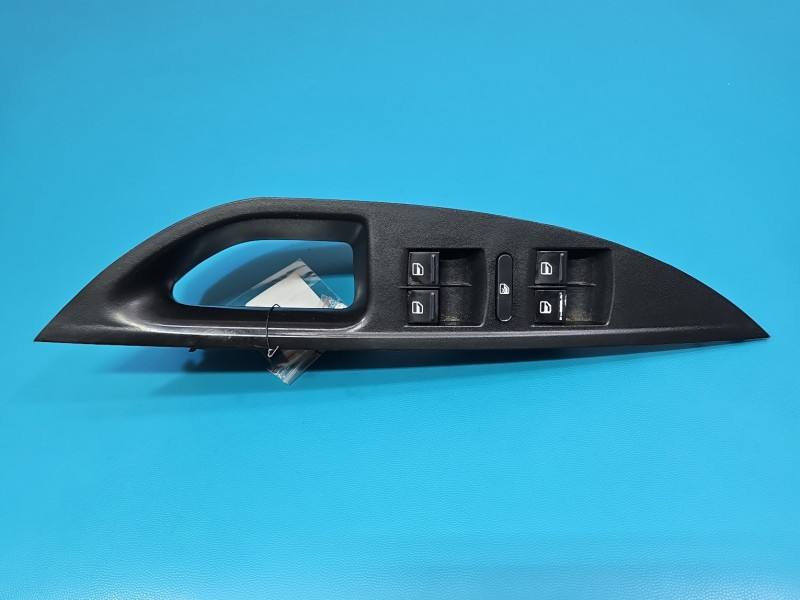 Блок кнопок склопідйомників Seat Altea 5P1867171A — фото деталі 2