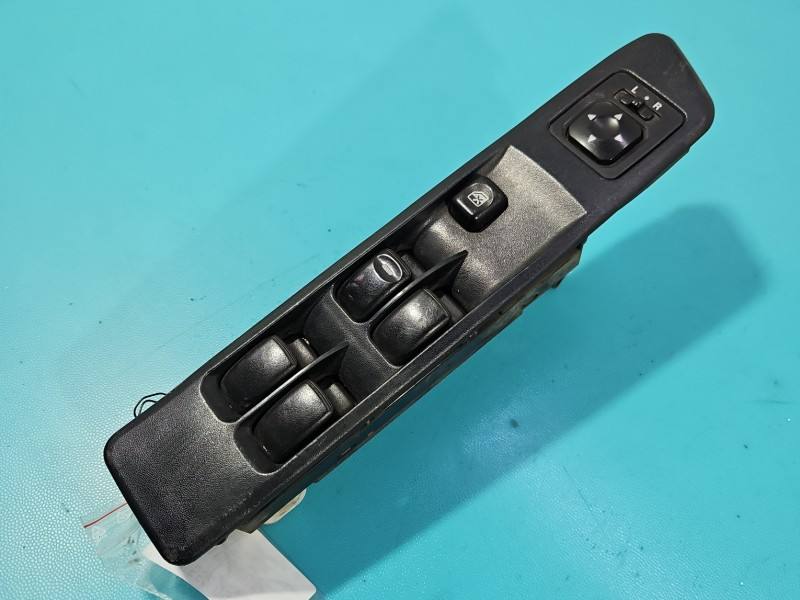 Блок кнопок склопідйомників Mitsubishi Pajero