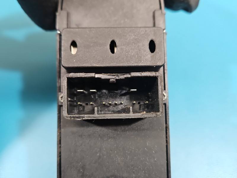 Блок кнопок стеклоподъемников Fiat Freemont 68139806AB — фото детали 6